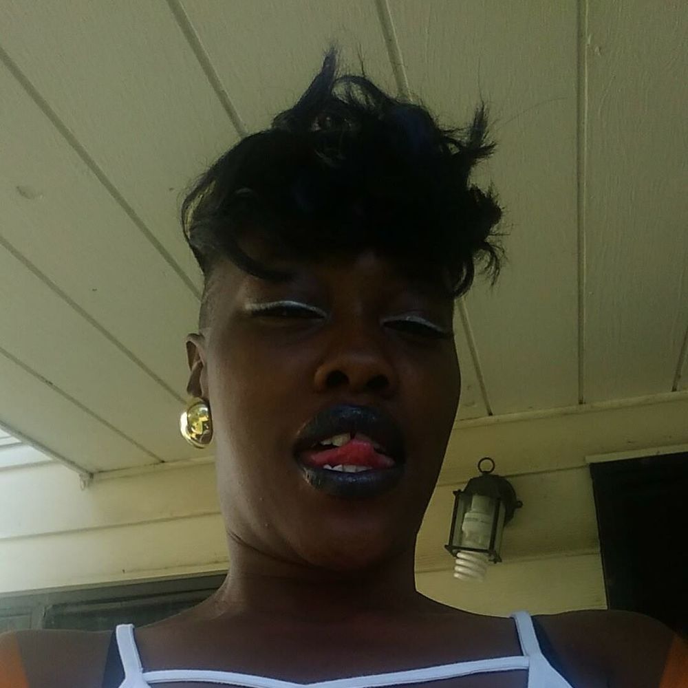 Meet your Posher, Dashelle